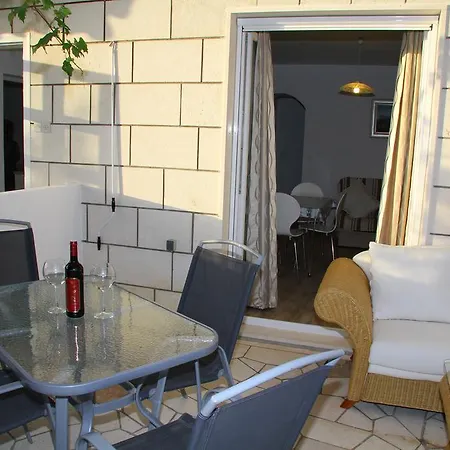 Barbara Apartment *
