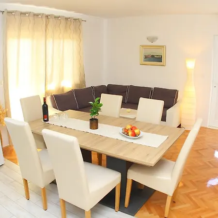 Barbara Apartment *