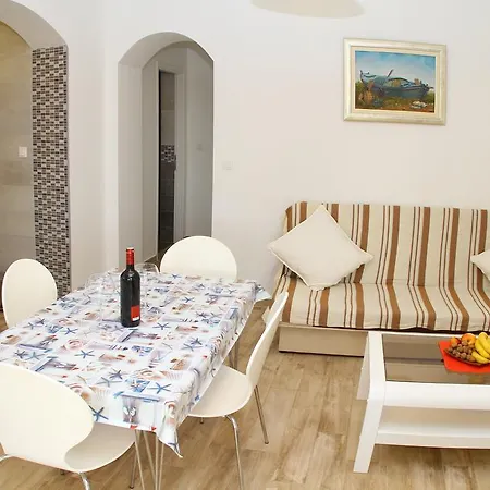 Apartment Barbara Podstrana